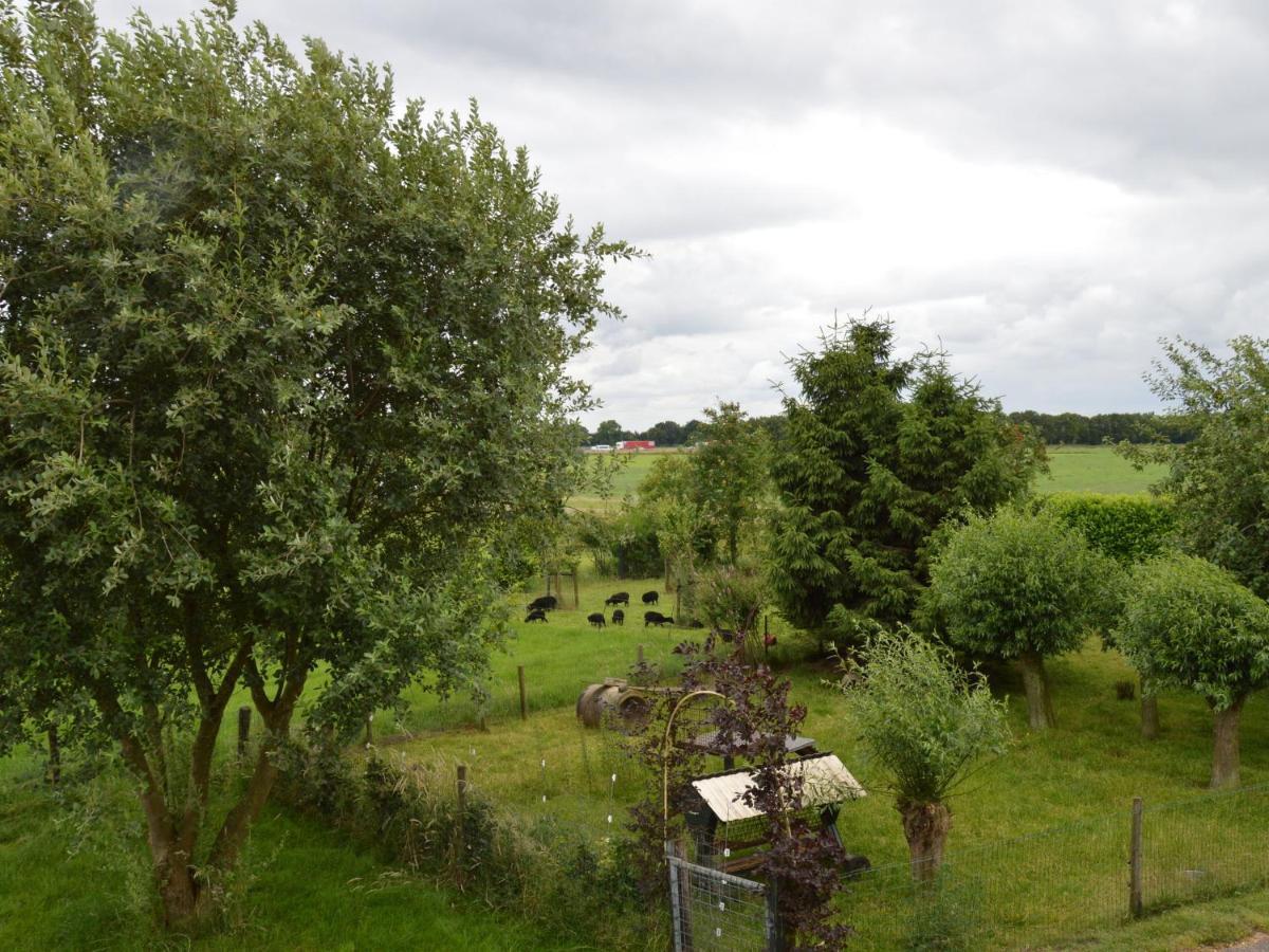 Holiday home Modern In With Forest Near Holten